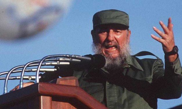 Fidel Castro, le père de la Révolution cubaine, est mort à 90 ans
