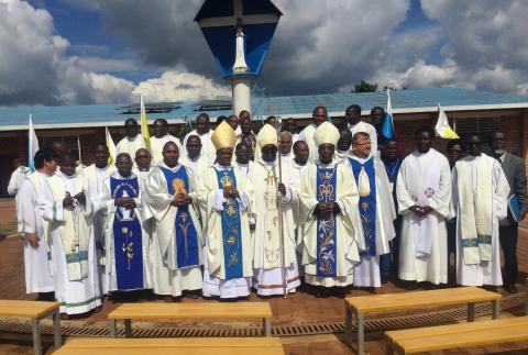 Eglise catholique demande pardon pour crimes de génocide : Vers un Fonds de Réparation