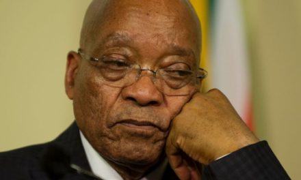 bagarre au Parlement sud-africain avant un discours du président Zuma