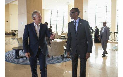 Perezida Kagame yagarutse ku mubano we na Tony Blair wigeze kuba Minisitiri w’Intebe w’u Bwongereza