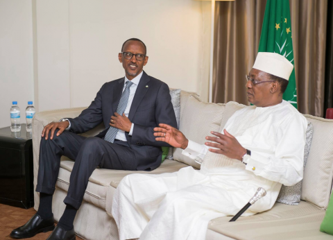 Paul Kagamé et Idriss Deby annoncés en Guinée pour des consultation