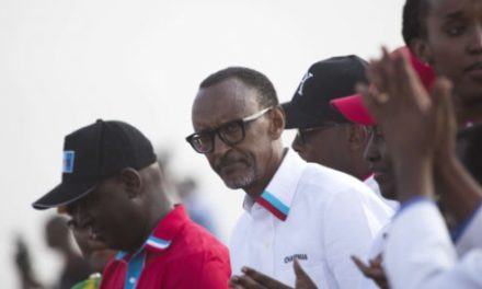 Rwanda : Paul Kagame prête serment à Kigali