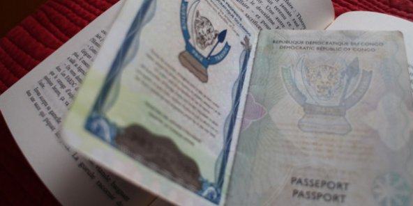 RDC : l’annonce de l’invalidation des passeports semi-biométriques crée la polémique
