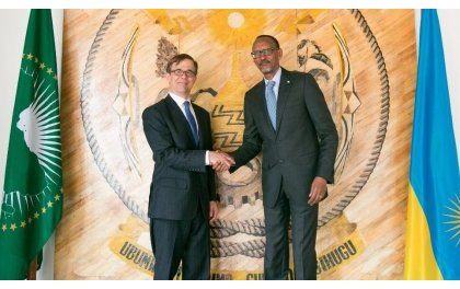 Perezida Kagame yakiriye Ambasaderi mushya wa Amerika mu Rwanda