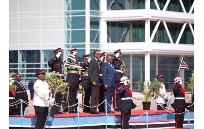 M et Mme Kagame visitent le Botswana et signent un important accord d’échanges commerciaux