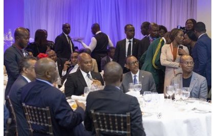 Rencontre au Nigéria de Kagame,Tshisekedi et le Premier ministre ugandais en marge de TEF
