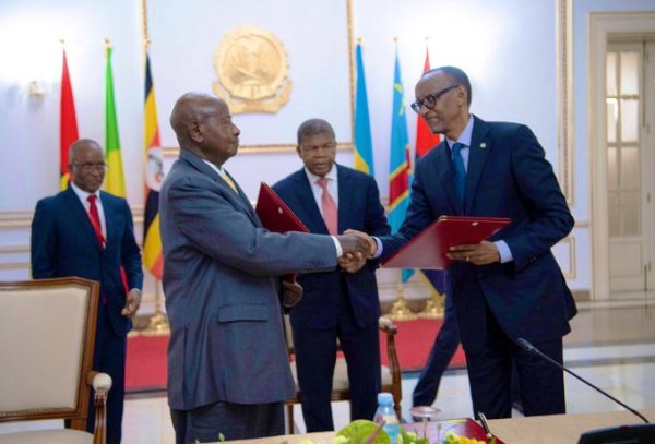 Signature à Luanda d’un mémorandum d’entente entre le Rwanda et l’Ouganda
