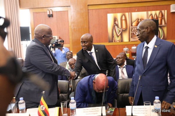 Le Rwanda et l’Ouganda s’engagent à appliquer l’accord sur la fin des hostilités