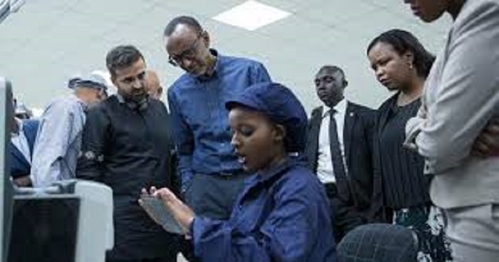 Le Rwanda lance des Premiers Smartphones «Made in Africa»