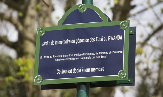 La Mairie de Paris rend hommage aux victimes du Génocide des Batutsi en honorant la résistance de Bisesero