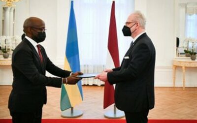 L’Ambassadeur du Rwanda présente ses lettres de créance en Lettonie