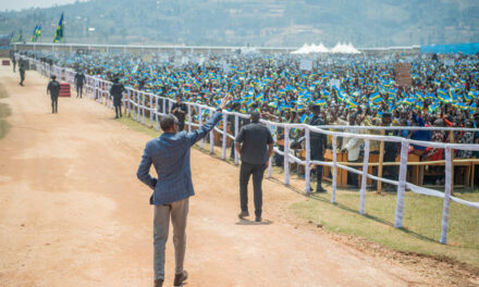 Le Président Kagame exhorte les dirigeants à répondre rapidement aux préoccupations des citoyens