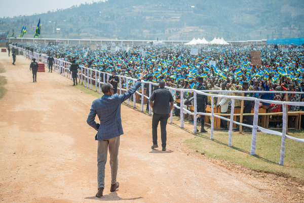 Le Président Kagame exhorte les dirigeants à répondre rapidement aux préoccupations des citoyens