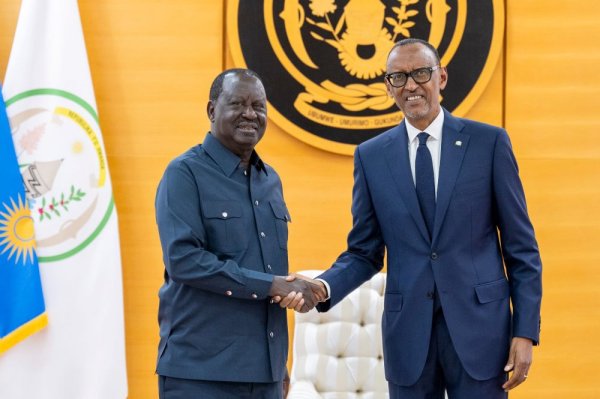 Perezida Kagame yakiriye Raila Odinga